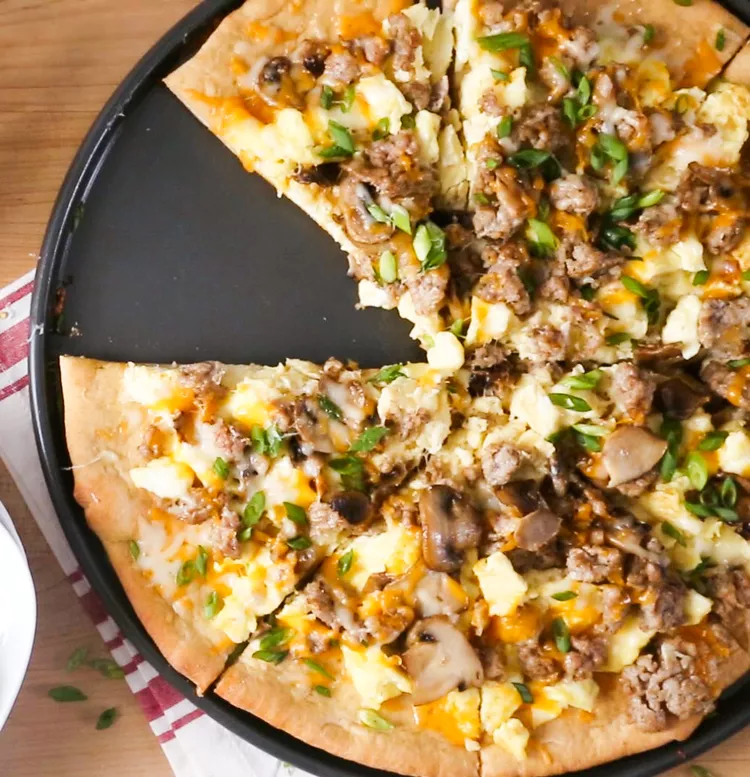 Sausage-Mushroom Breakfast Pizza