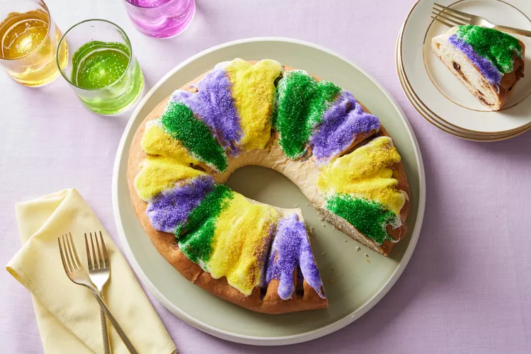 How to Make a King Cake for Mardi Gras