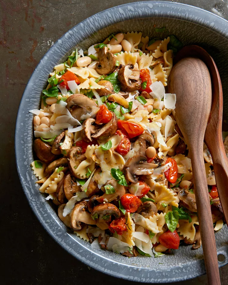 Roasted Tomato and Mushroom Pasta Salad