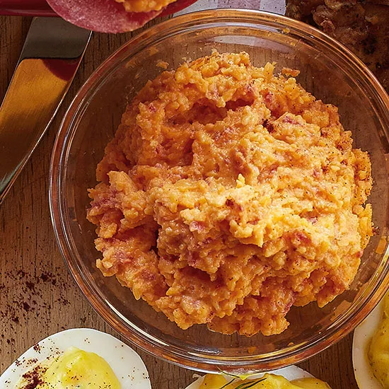 Trisha Yearwood's Pimiento Cheese Spread