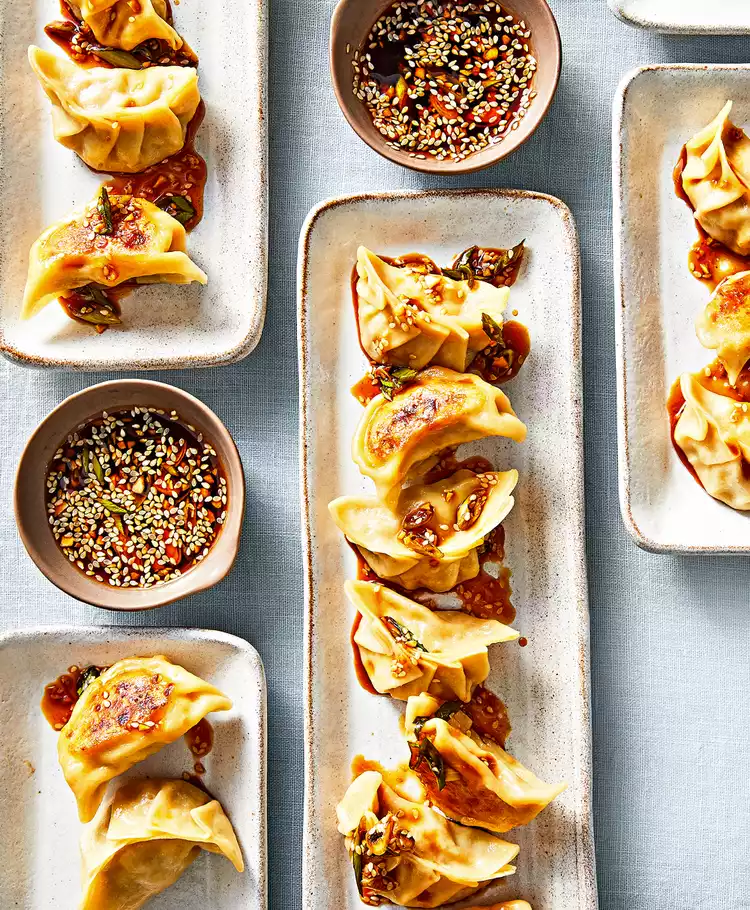 Japanese Pan-Fried Chicken Gyoza Recipe