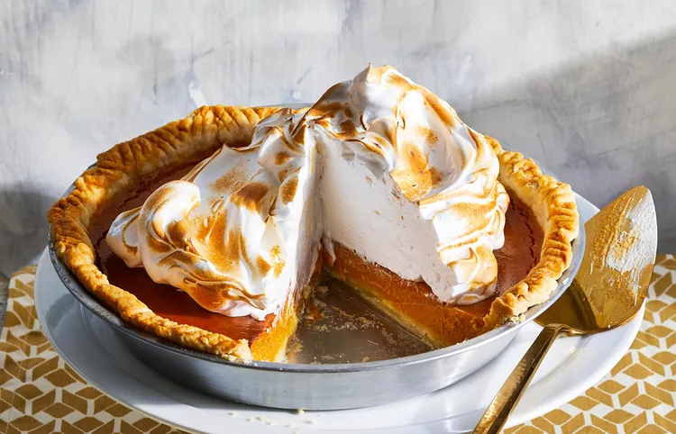 Pumpkin Pie with Marshmallow Meringue