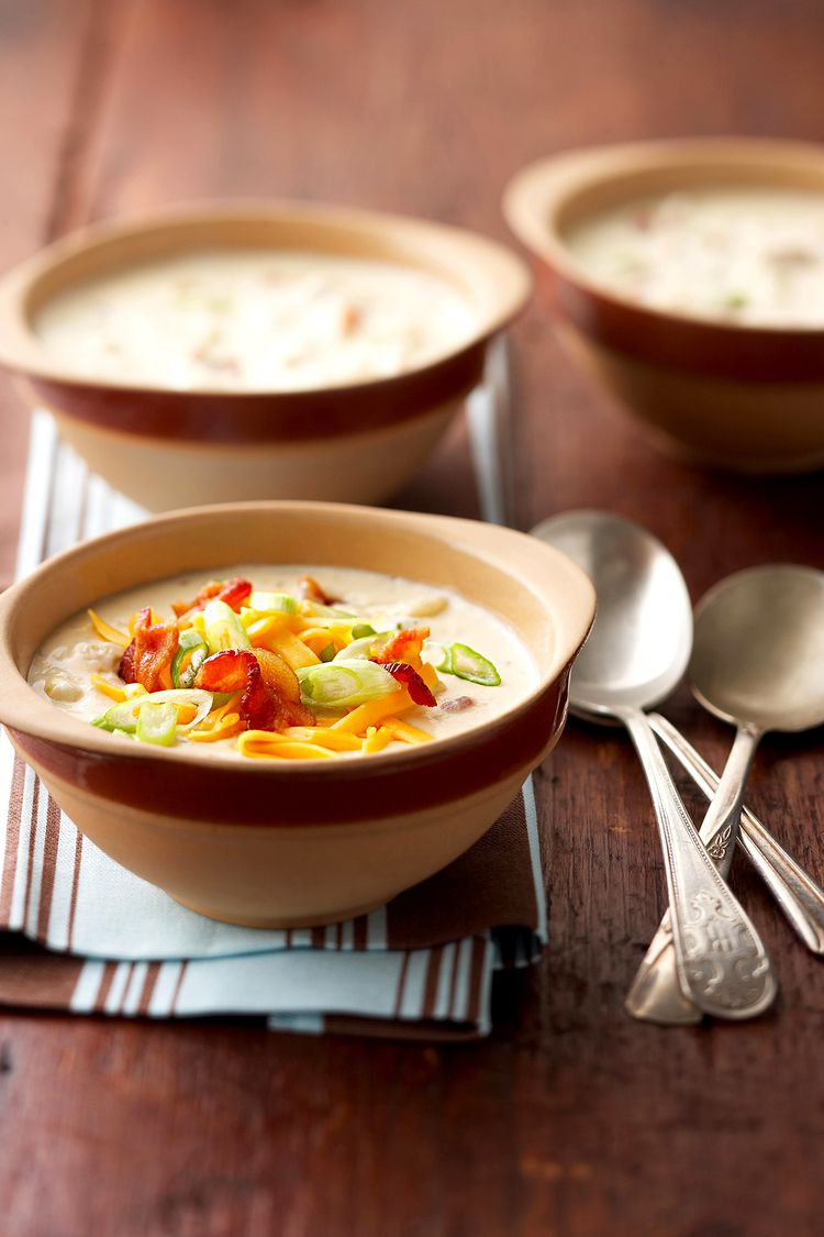 17 Comforting Potato Soup Ideas to Get You Through Fall and Winter