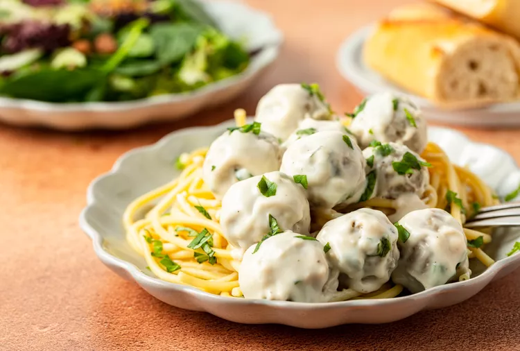 Meatballs and Alfredo Sauce