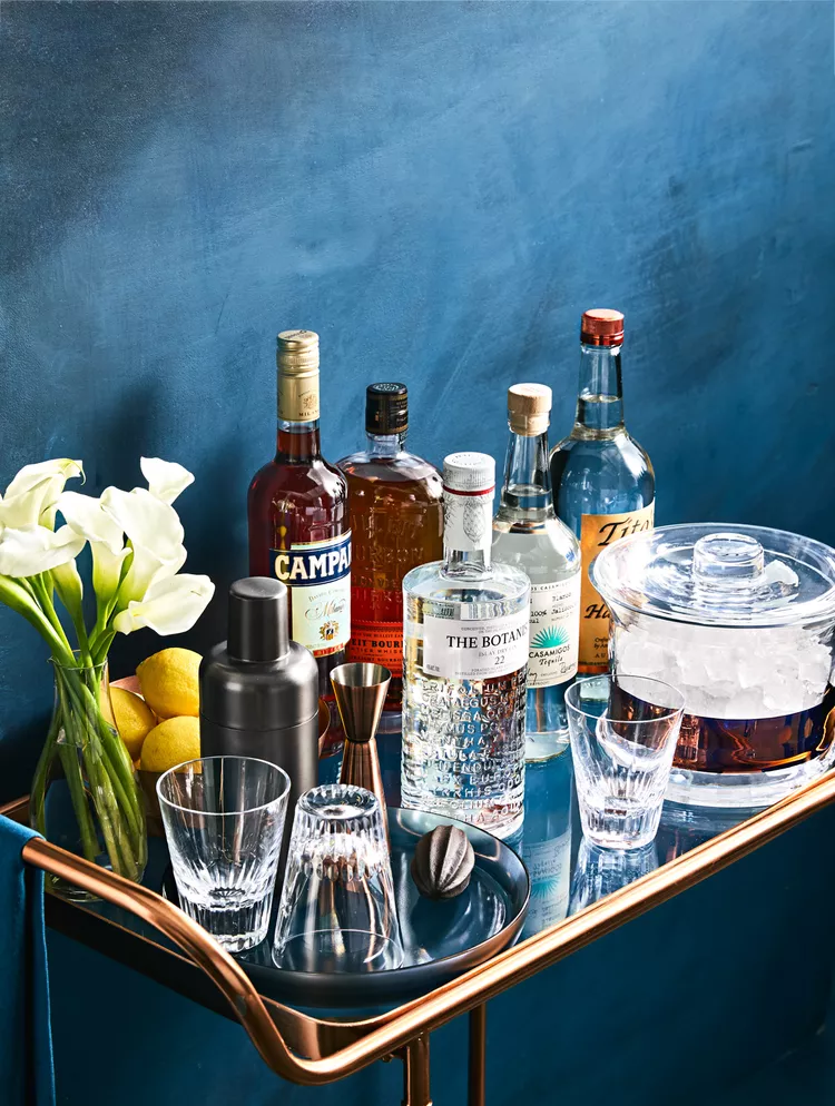 Cocktail Basics You Need to Know to Be an At-Home Mixologist