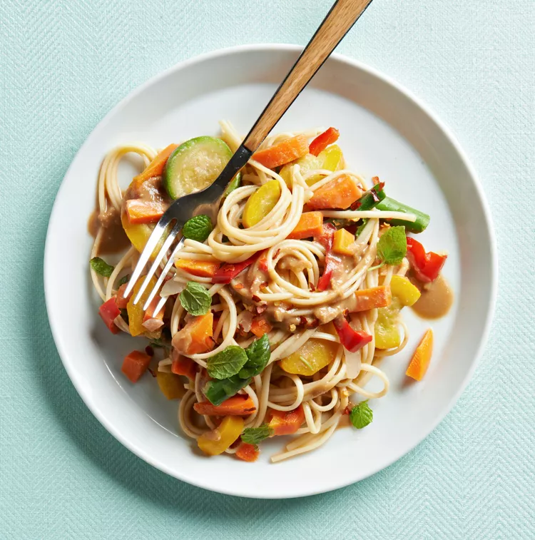 Peanut Sauce Noodles with Veggies