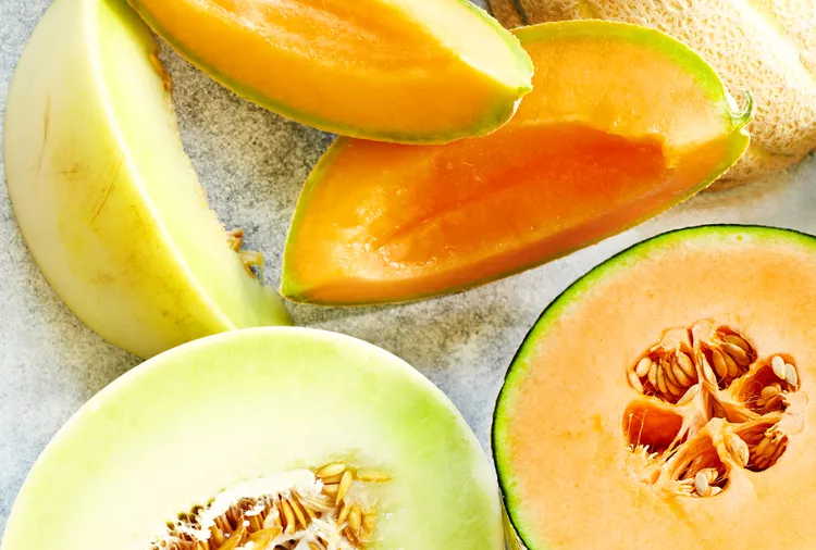 4 Tips for Choosing the Sweetest Cantaloupe, Honeydew, or Muskmelon