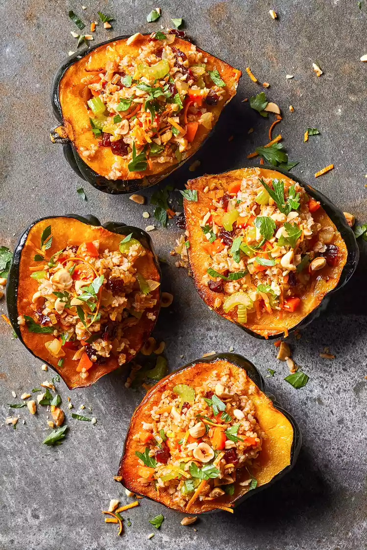 Bulgur-Stuffed Acorn Squash