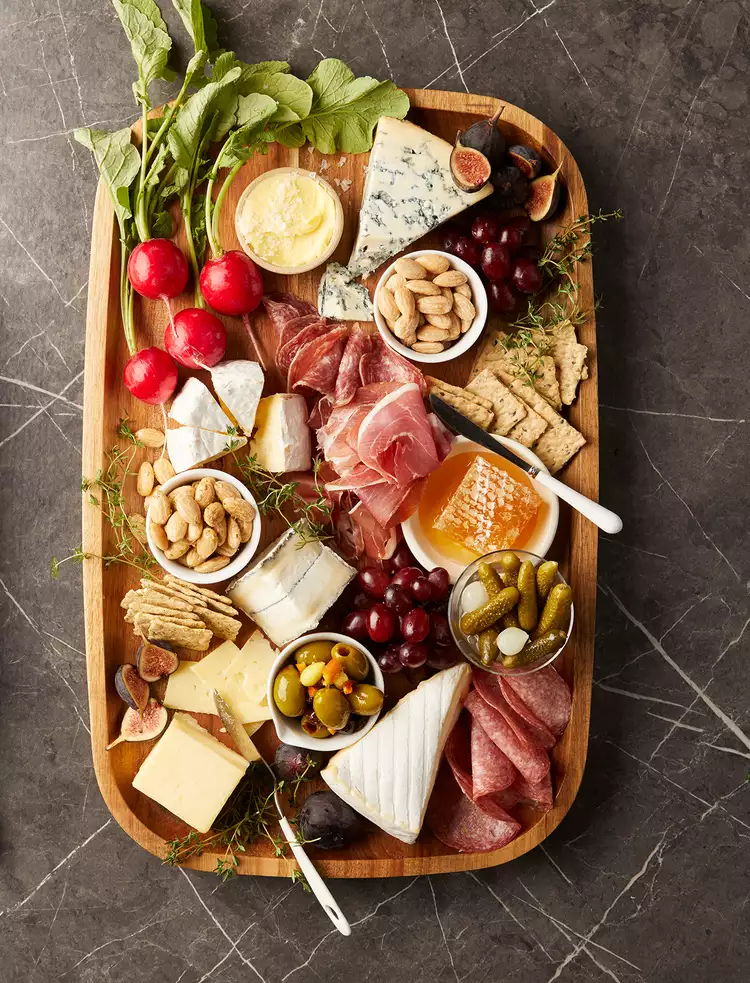 4 Steps to Building a Gorgeous Charcuterie Board