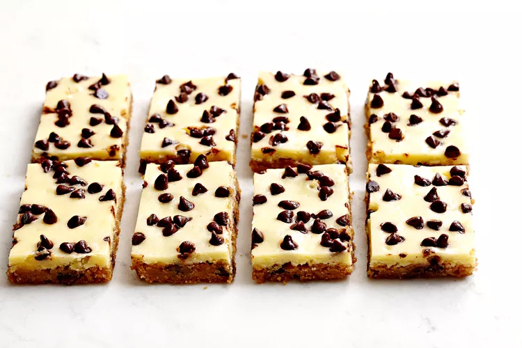 Chocolate Chip Cheesecake Bars