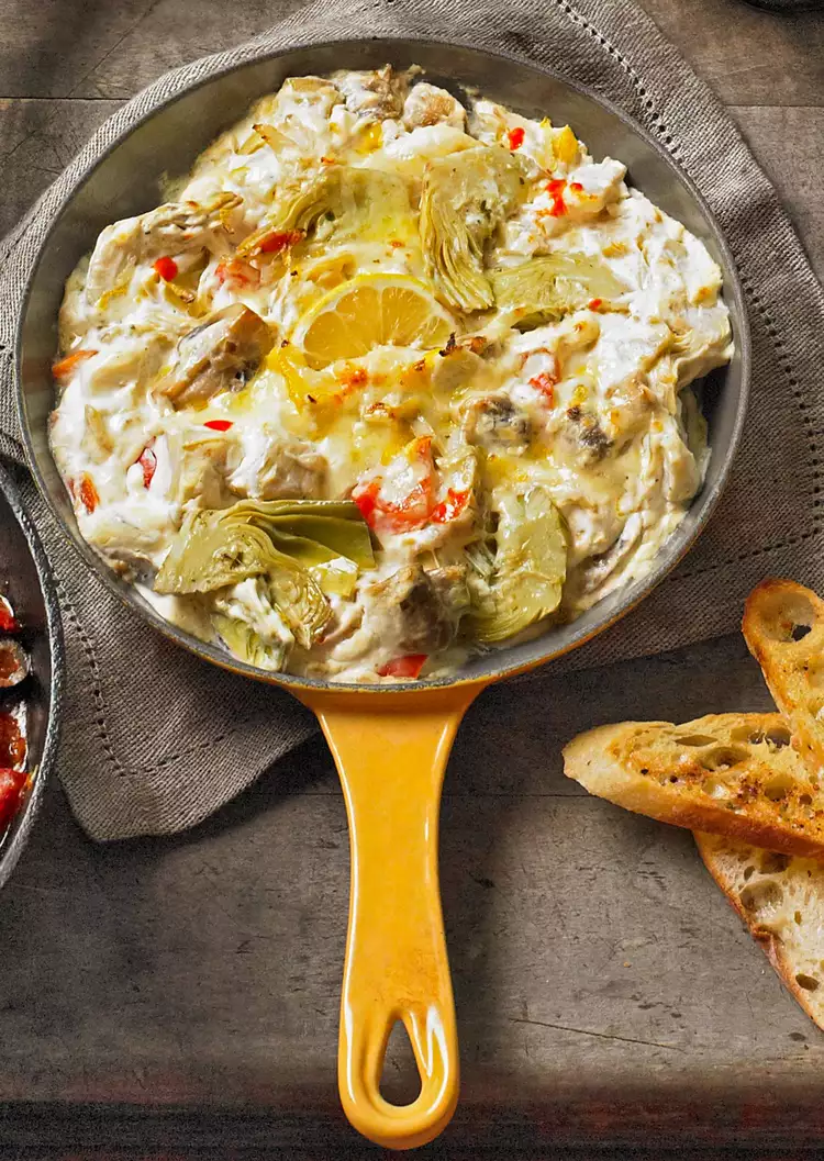 8 Cast-Iron Skillet Dips That Will Disappear Fast