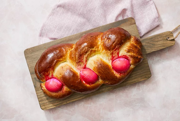 Greek Easter Bread (Tsoureki)