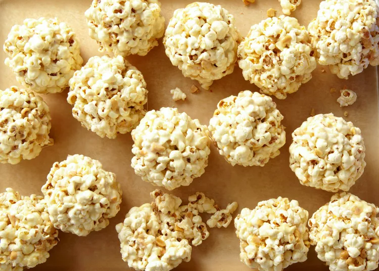 How to Make Popcorn Balls