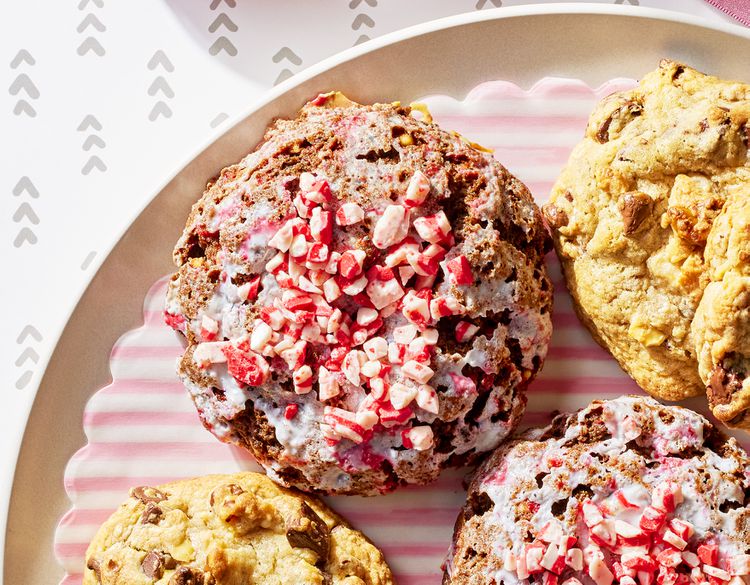 Copycat Giant Peppermint-Chocolate Cookies Are the Perfect Holiday Treat