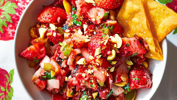 Grilled Strawberry Salsa Fresca