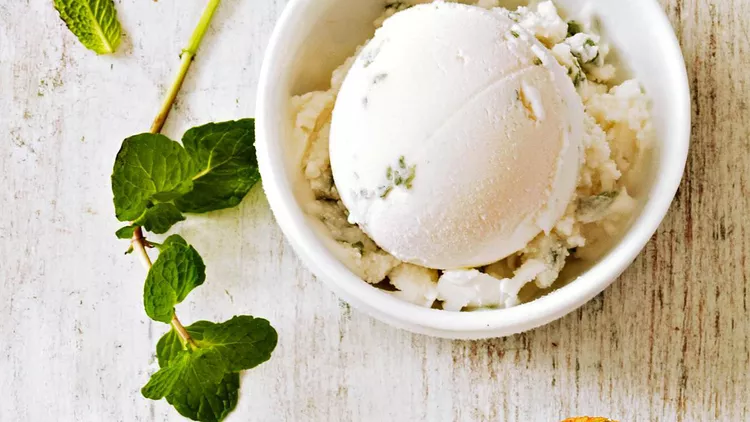 Mint Greek Frozen Yogurt