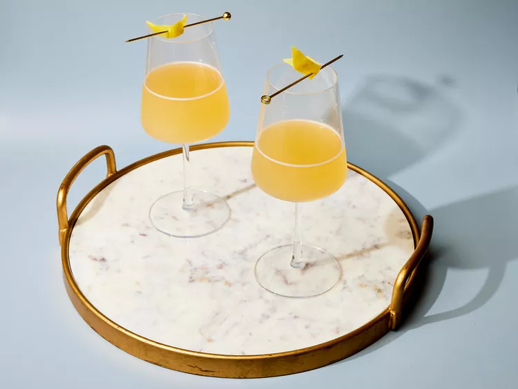 How to Make the 5-Ingredient French Blonde Cocktail That Taylor Swift Adores