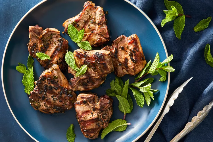 Grilled Lamb Chops with Mint Marinade