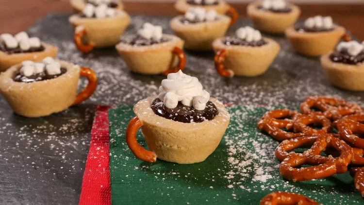 Hot Chocolate Cookie Cups