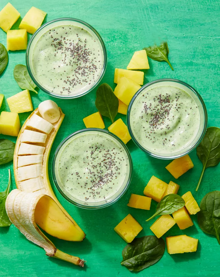 Pineapple-Spinach Smoothies