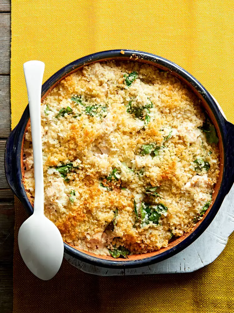 This Creamy Chicken Alfredo Cauliflower Rice Bake Is So Good