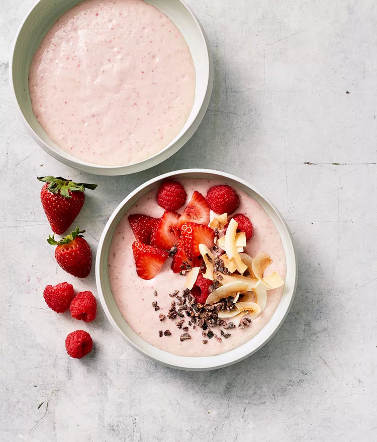 Berry-Coconut Smoothie Bowl