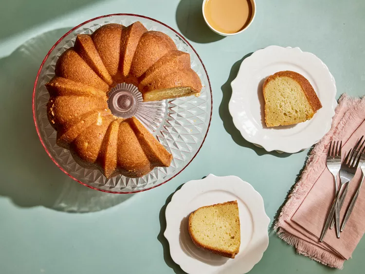 This Kentucky Butter Cake Recipe Is All About the Rich Vanilla Sauce