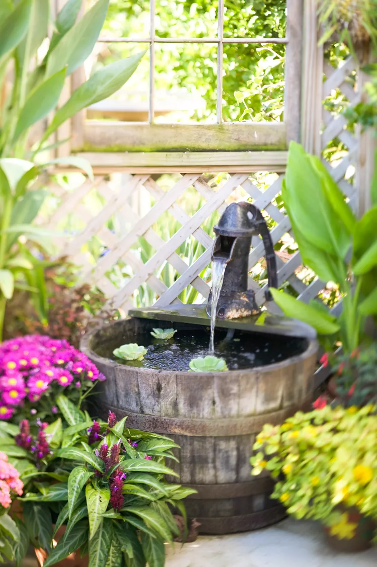 25 Refreshing Water Feature Ideas for Your Landscape