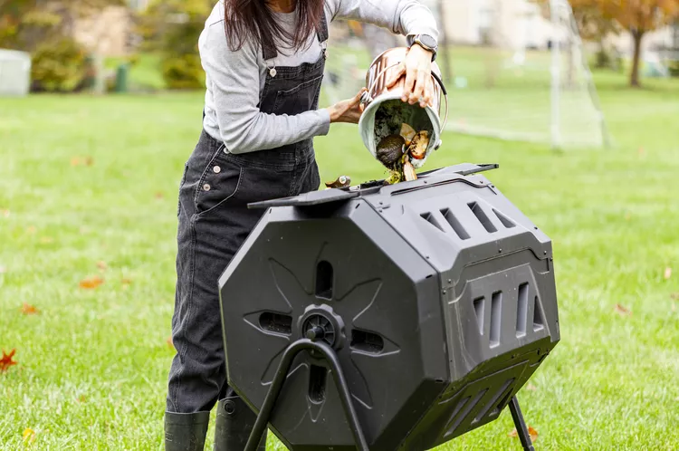 How to Use a Compost Tumbler to Turn Scraps Into Garden Nutrients