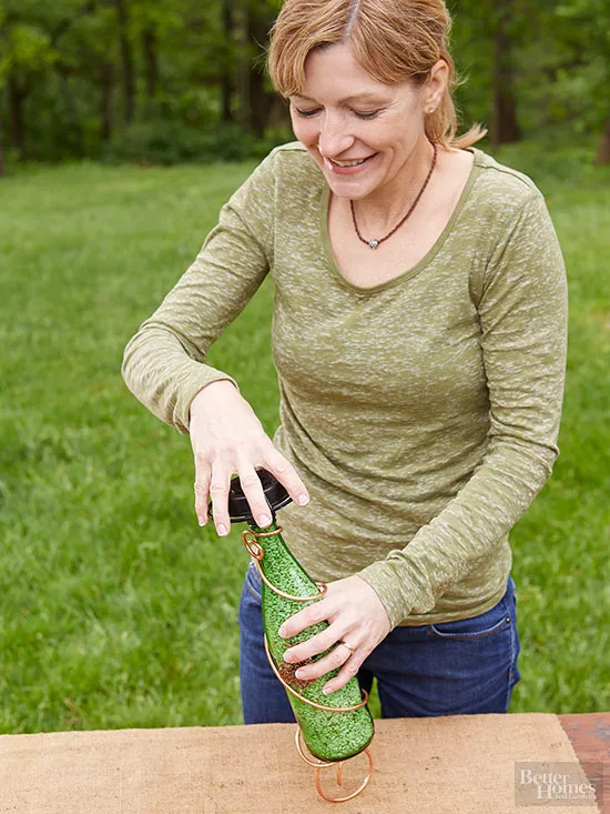 How to Make DIY Bottle Bird Feeders