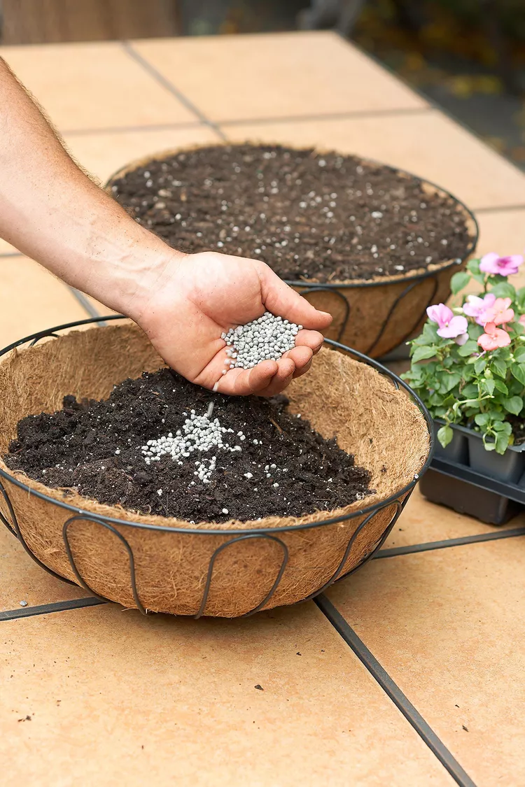 How to Make a Spherical Hanging Basket in Just 20 Minutes