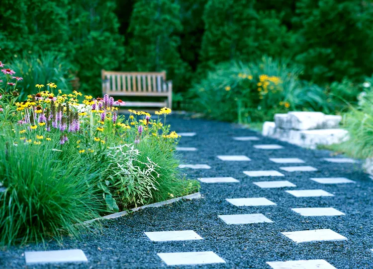 11 Front Yard Landscaping Ideas to Boost Your Home’s Curb Appeal