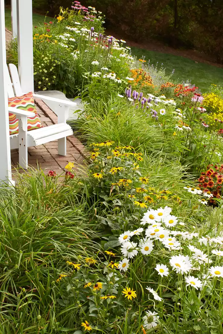 11 Low-Maintenance Small Garden Design Ideas for Your Landscaping