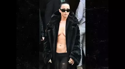 Topless Katy Perry Wows Everyone at Paris Fashion Week