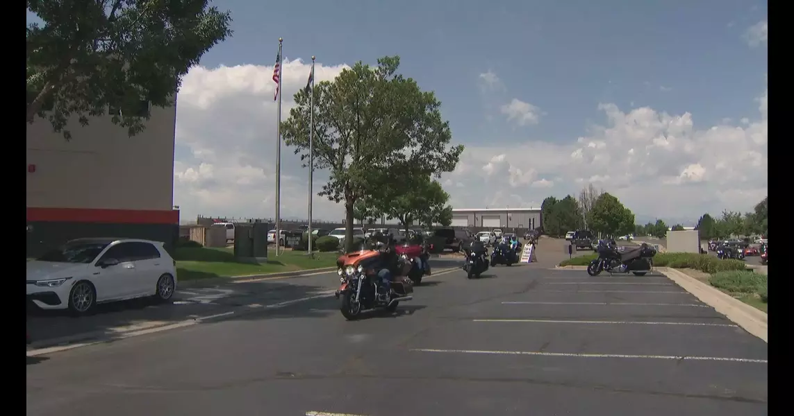 YouTube biker raising money for Wounded Warriors brings his convoy to northern Colorado