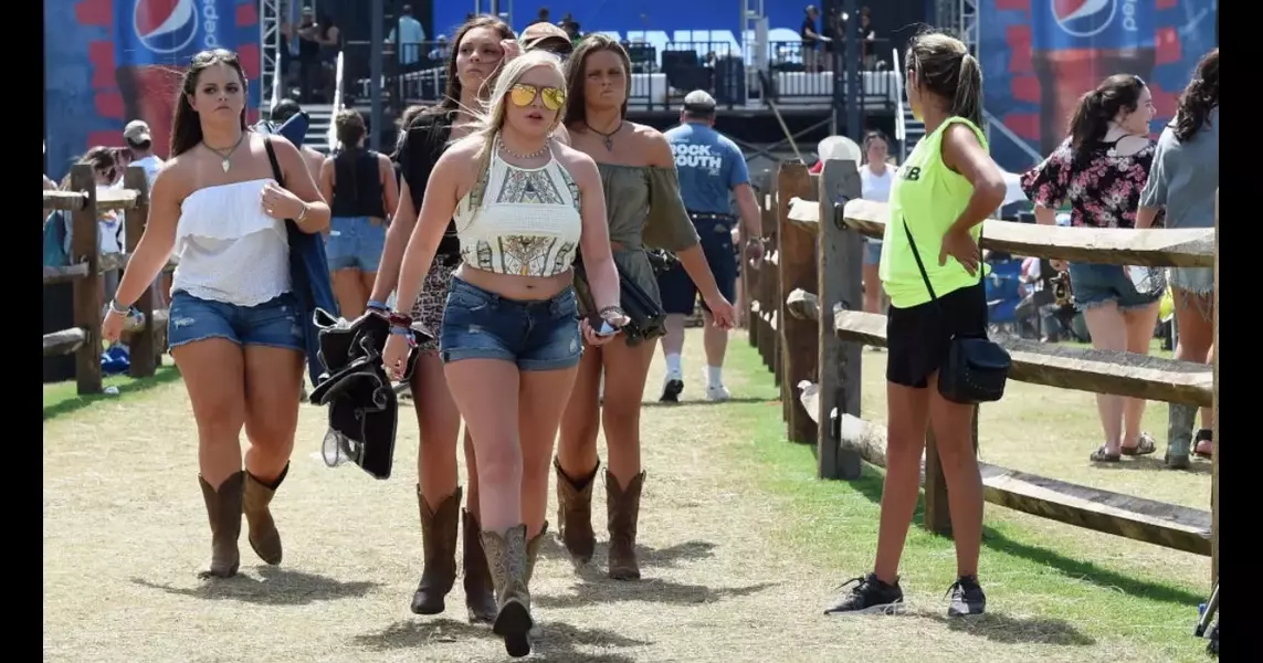 Hawk Tuah Girl Gets The Silent Treatment At Country Music Festival In Painfully Awkward Video