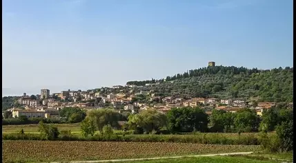 Tuscany is giving people money to relocate to small population towns