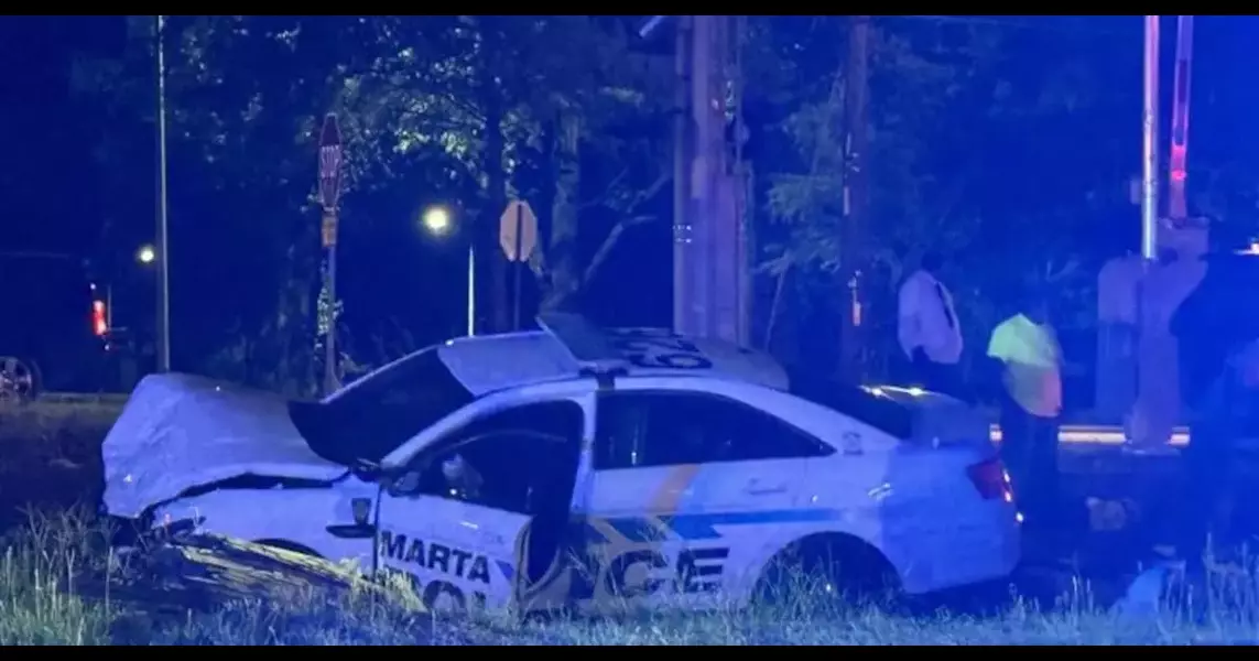 MARTA police officer injured in car crash