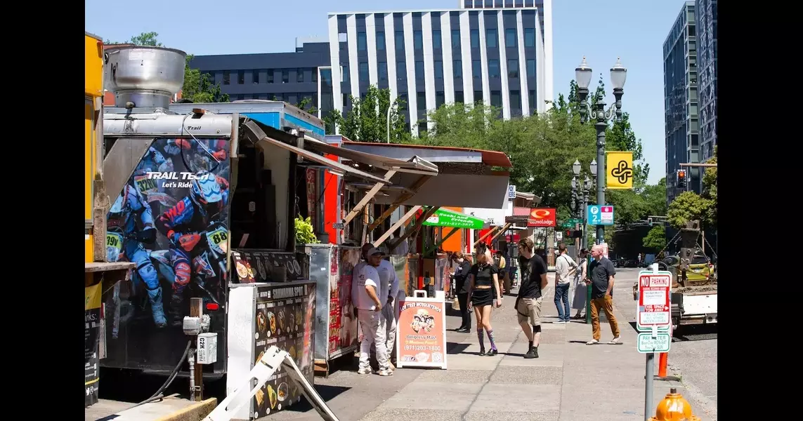 Portland food carts close, adjust hours to survive heat wave