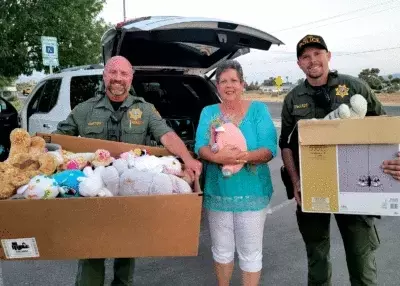 Local Woman Collects Stuffed Animals for Kids