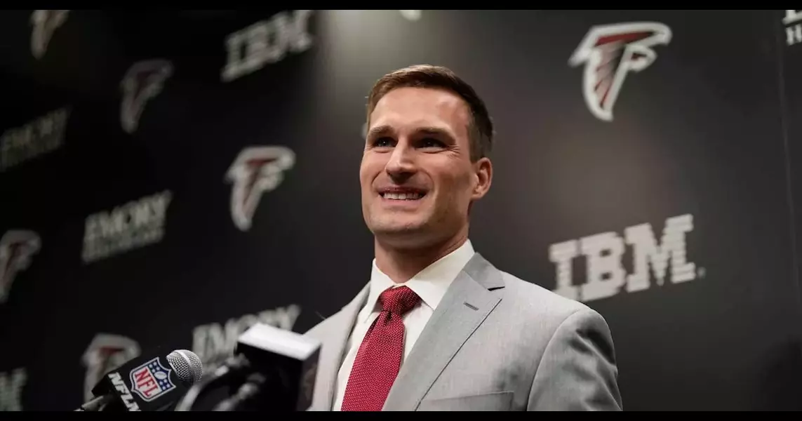 Football, Fútbol, Food: Falcons finally have a QB