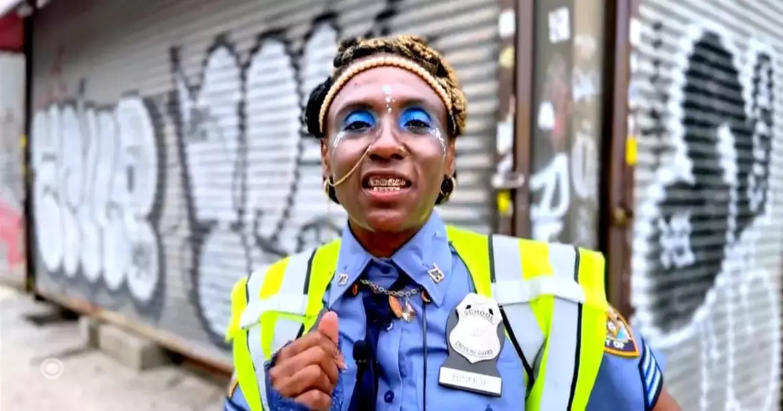 Dancing Brooklyn crossing guard brings smiles, safety to kids