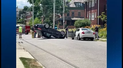 Car rolls onto roof during crash in Bellevue