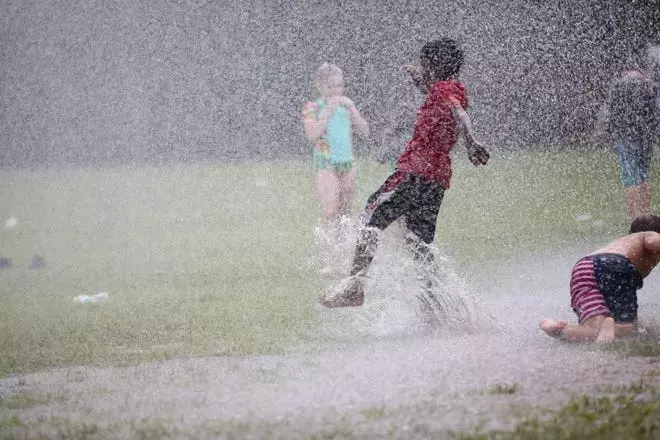 Tallahassee Fire Department brings water day fun to kids in the community