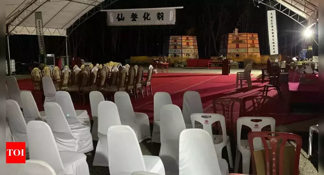 Empty chairs, food & feast: Thai-based Chinese graveyard holds movie screening for dead