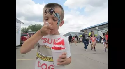 Food Truck Fight:  ‘I’m here for all the food’