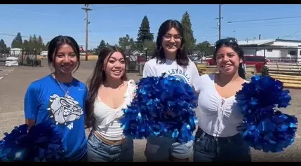 Woodburn cheer to hold car wash