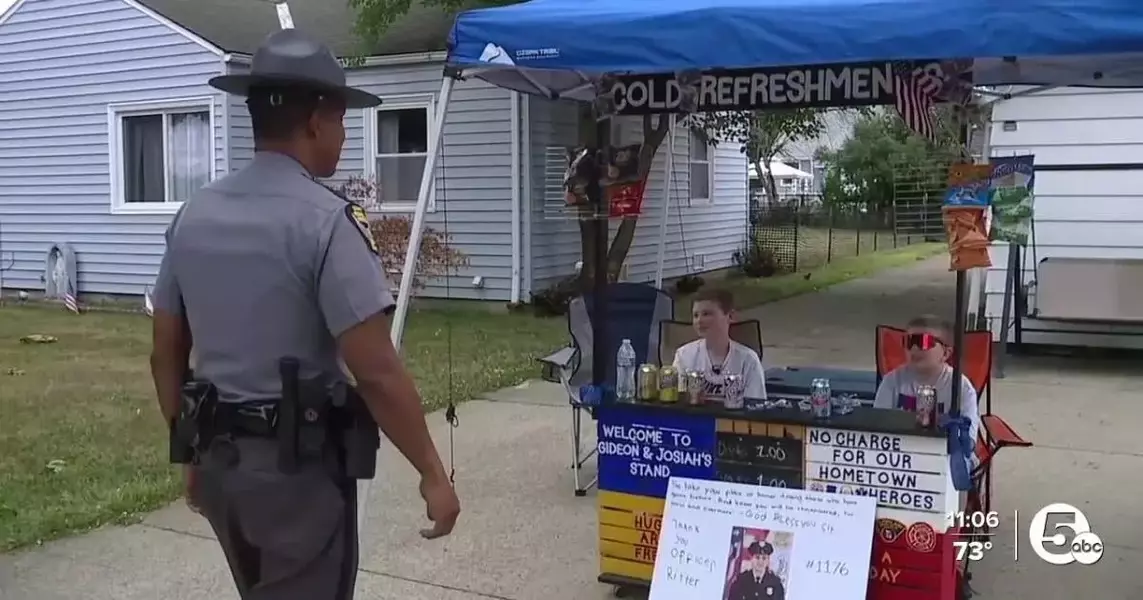 2 Brooklyn boys use lemonade stand to raise money for fallen CPD Officer Jamieson Ritter’s family