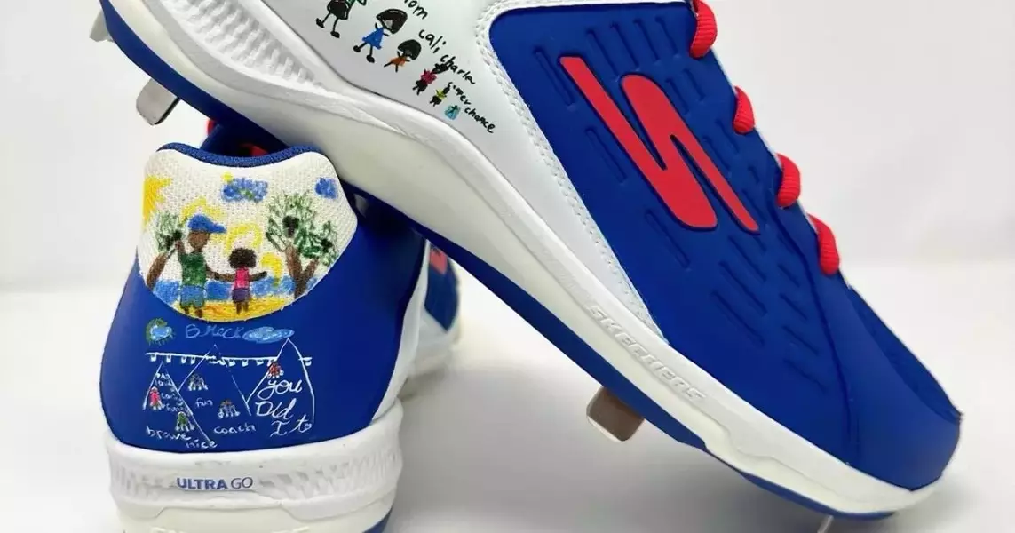 See the special cleats Clayton Kershaw’s kids decorated for his comeback