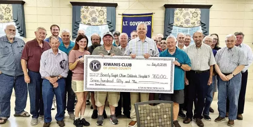 Kiwanis Club raises money for children’s hospital